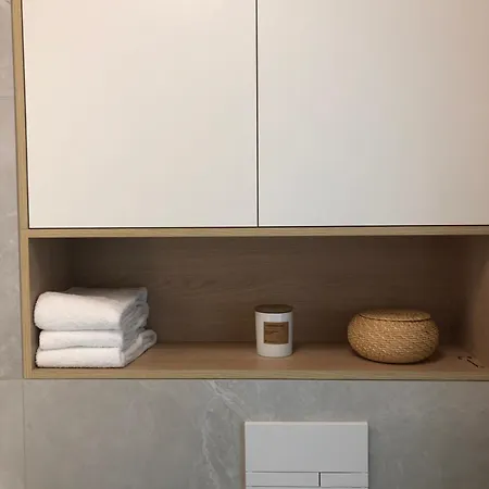 Space In Old Town Apartament *